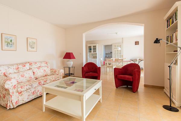 woonkamer ri. keuken.jpg